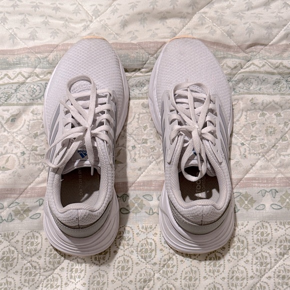 Light Gray adidas cloud foam Athletic Sneakers - Picture 1 of 7